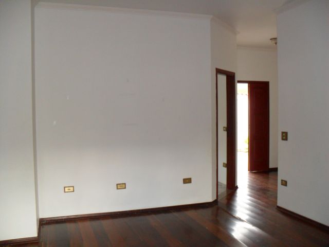 0 para Casas - Venda em Campos do Jordão